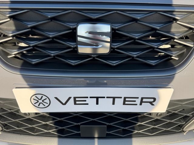 Fahrzeugabbildung SEAT Arona FR Black Edition 1.0 TSI DSG KLIMA LED NAV