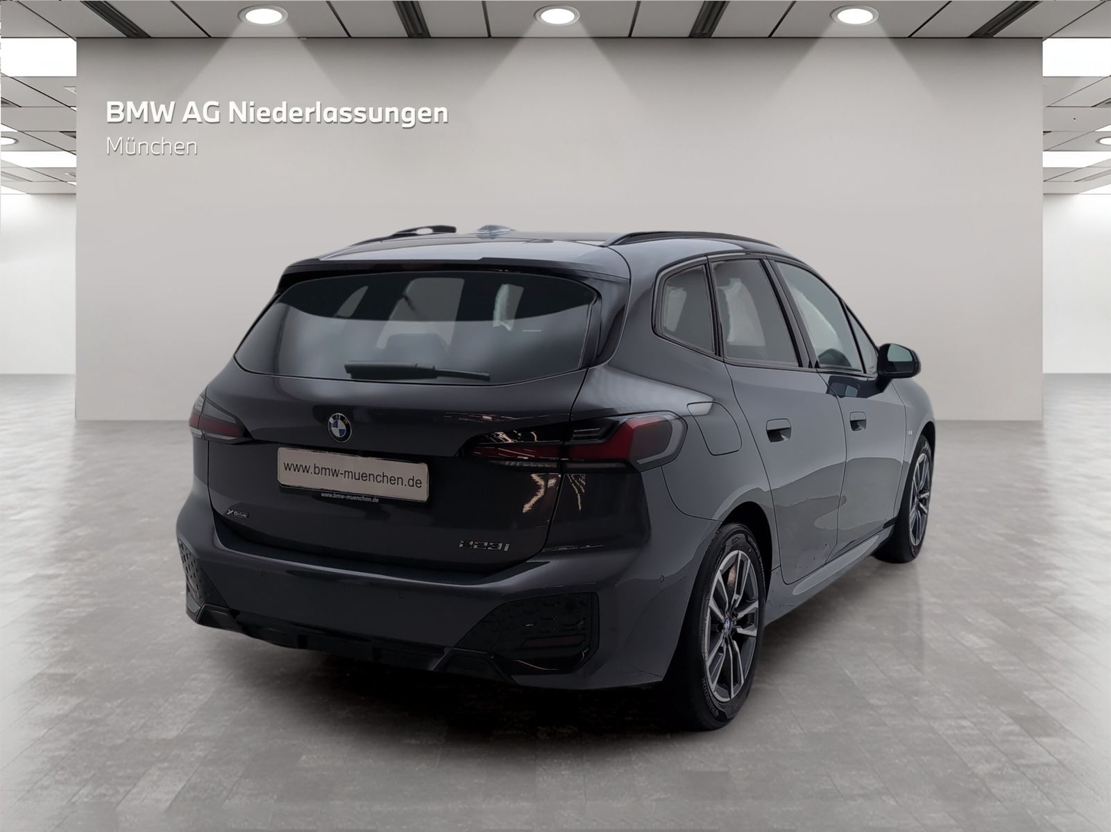 BMW 223 Active Tourer - Bild 5