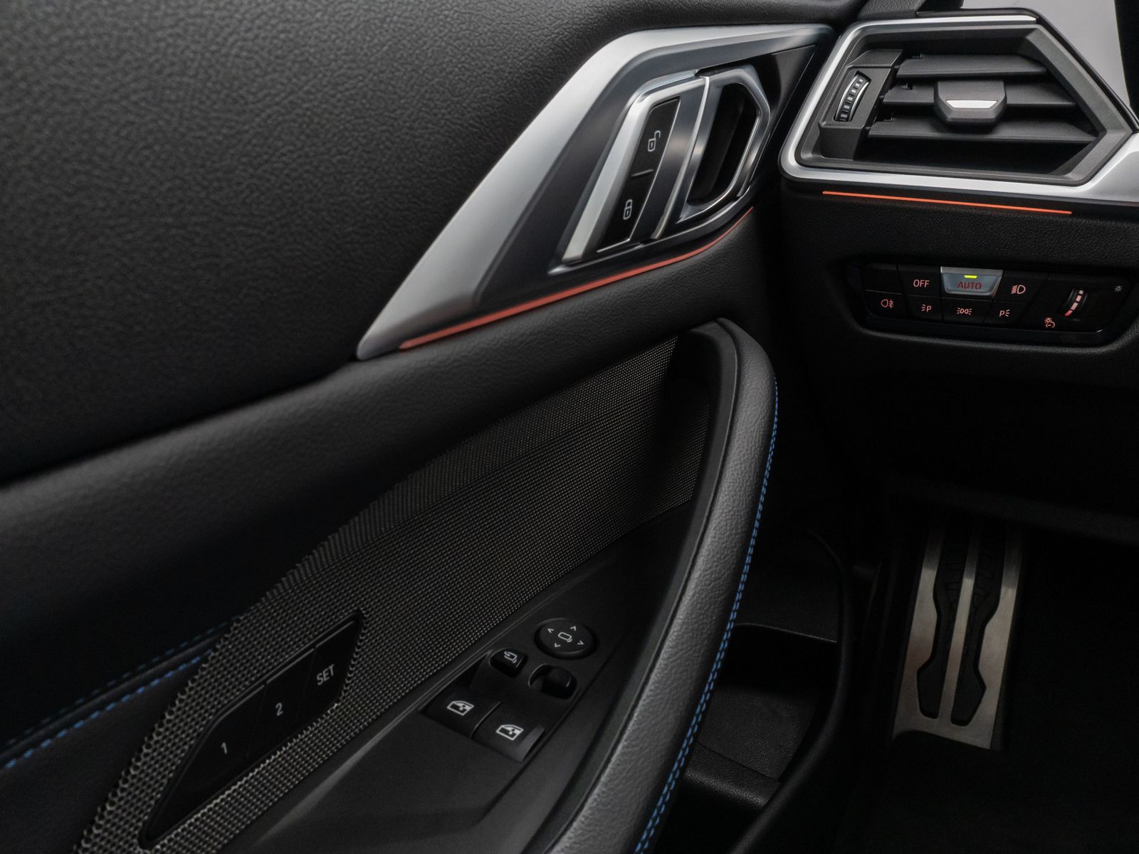 Fahrzeugabbildung BMW M440d xD Coupé Laser 360°HUD DAB H/K Komfort ACC