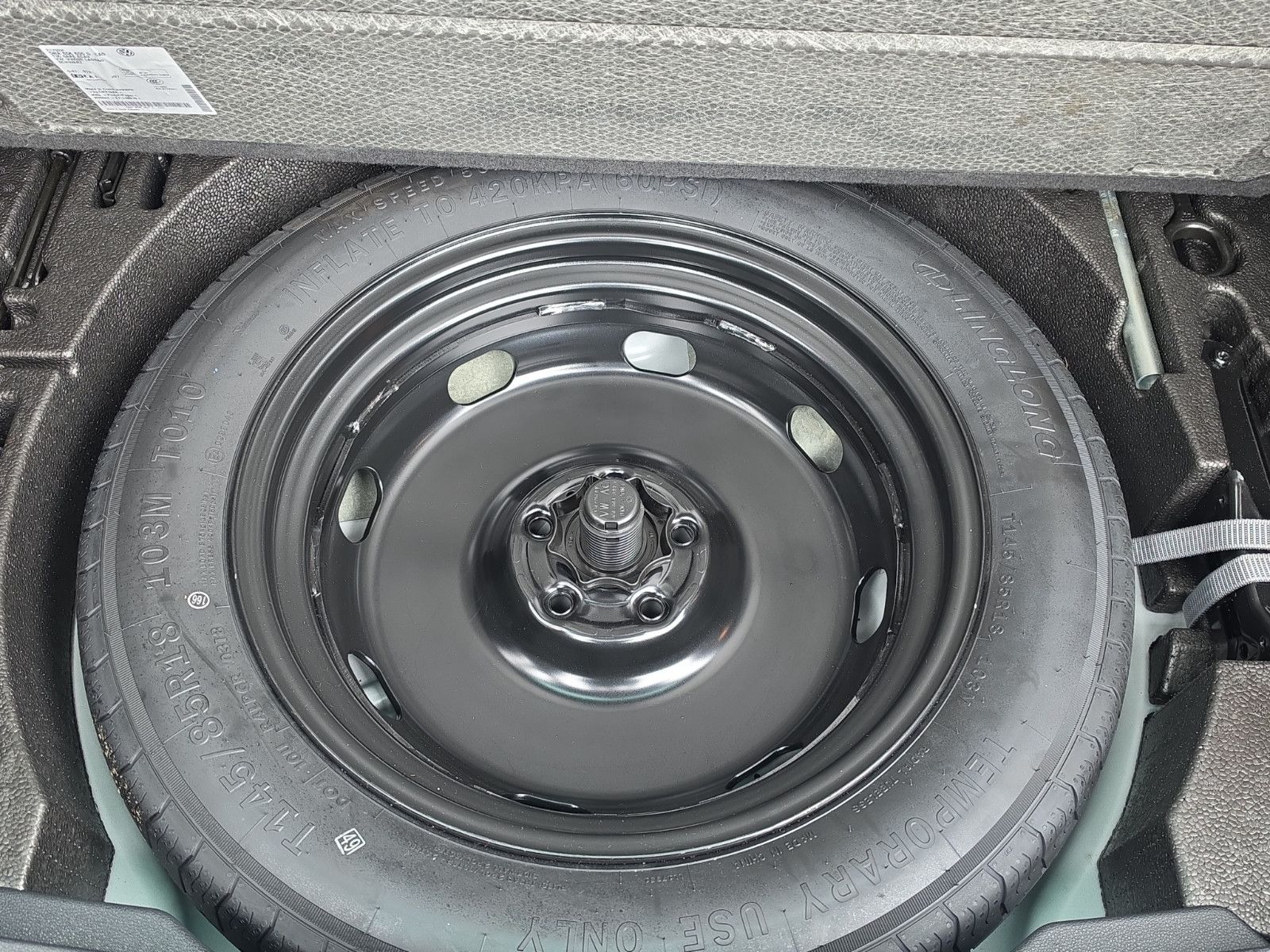 Fahrzeugabbildung Volkswagen Tiguan Comfortline BMT/Start-Stopp Aus 1.Hand
