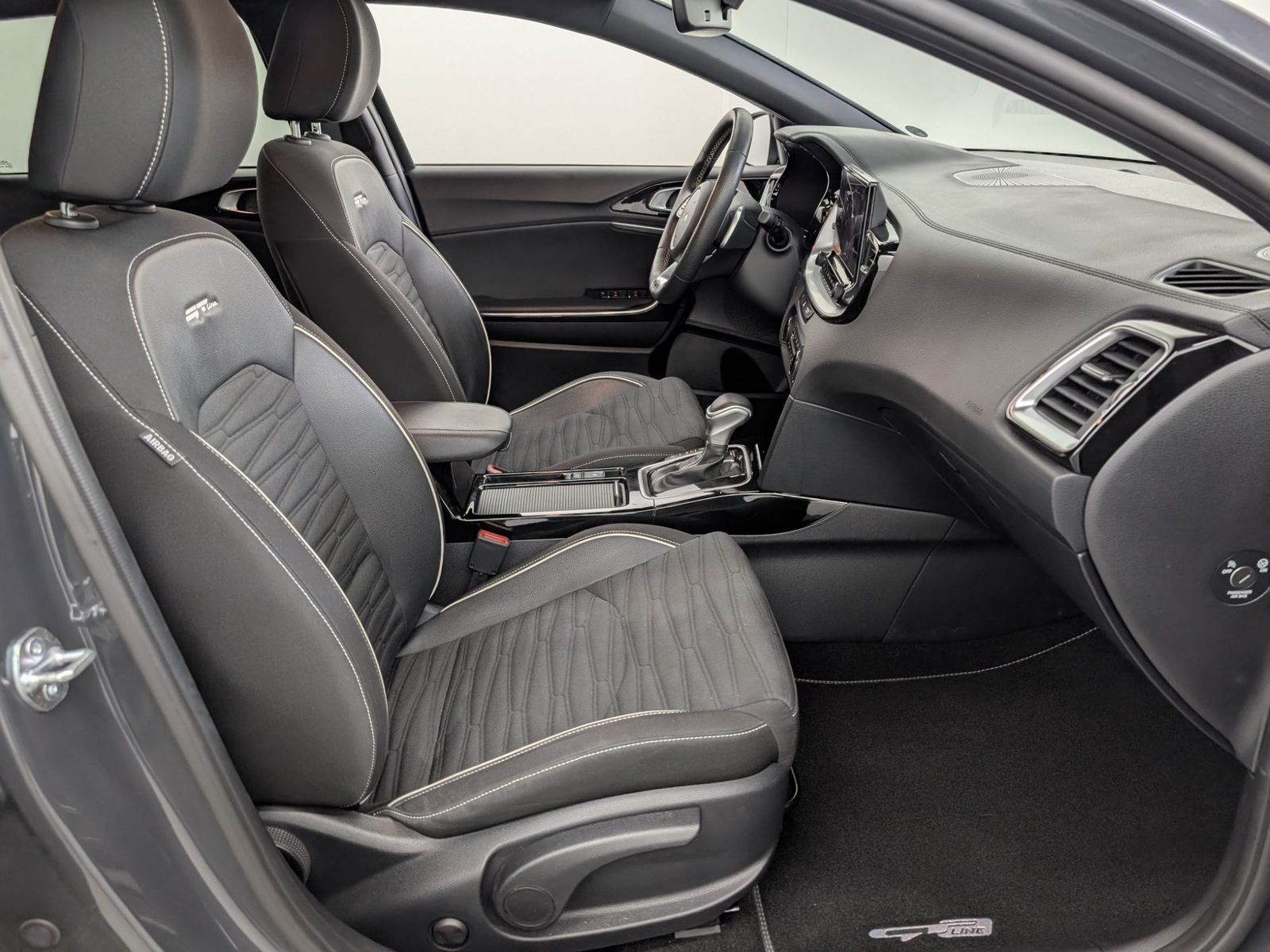 KIA cee'd Ceed SW 1.5 T-GDI DCT GT-Line JBL – Bild 9