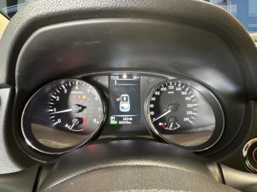 Nissan Qashqai N-Connecta Automatik* Navi* 360* Kamera*