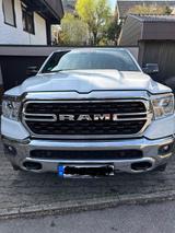 Dodge RAM 1500 Hemi V8 ETorque (US Spec) - Dodge: Us
