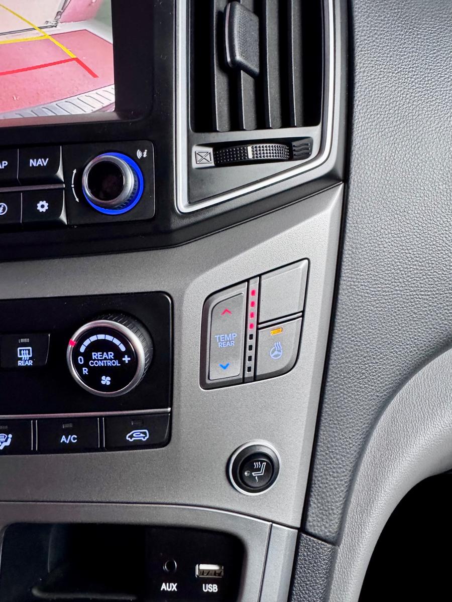 Hyundai H-1 Travel Comfort Leder Navi Automatik Kamera