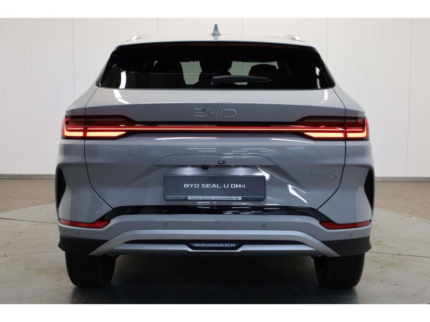 BYD SEAL U