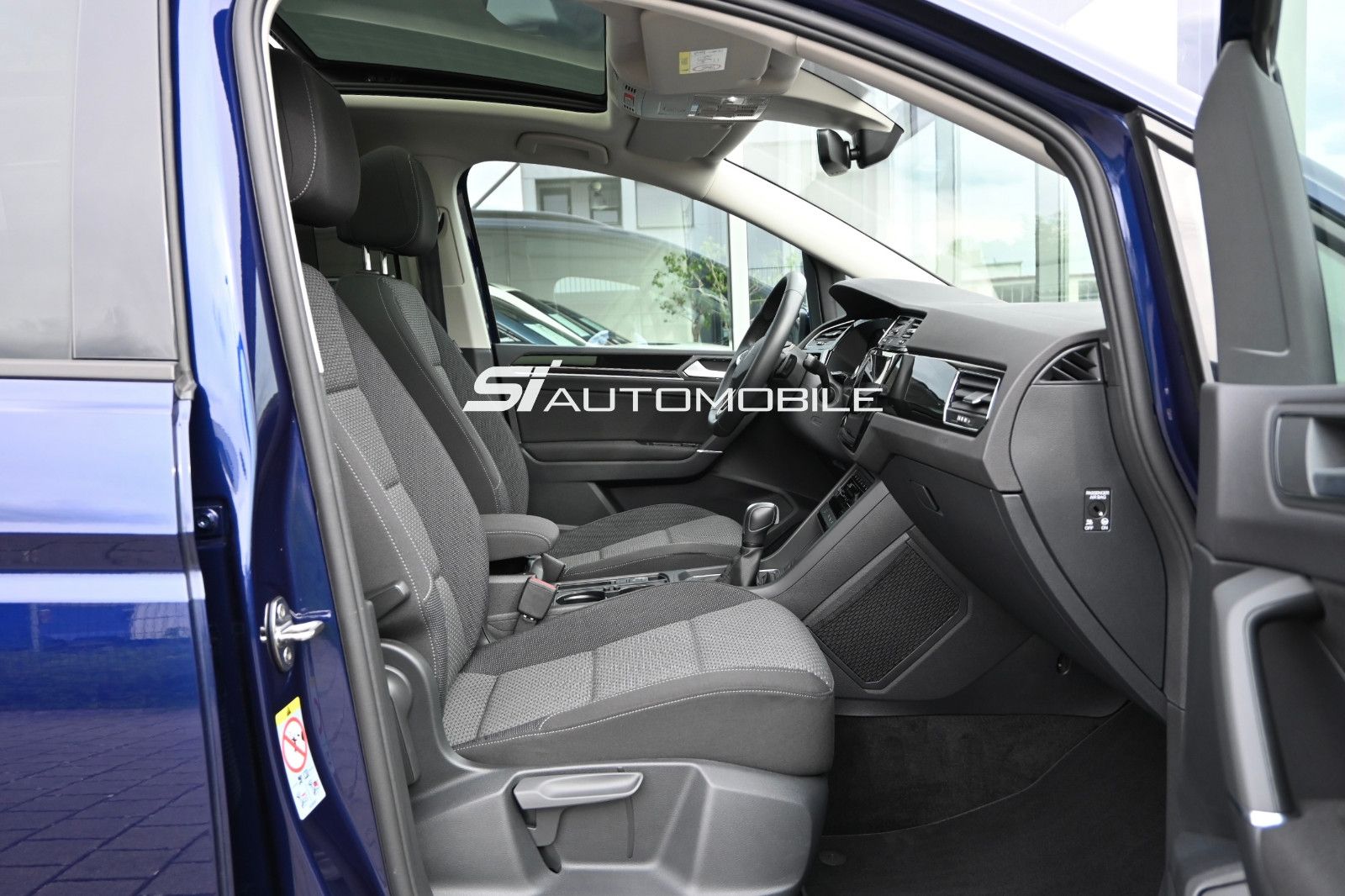 Fahrzeugabbildung Volkswagen Touran 2.0 TDI °UVP61.150€°ACC°AHK°STHZ°8-FACH°