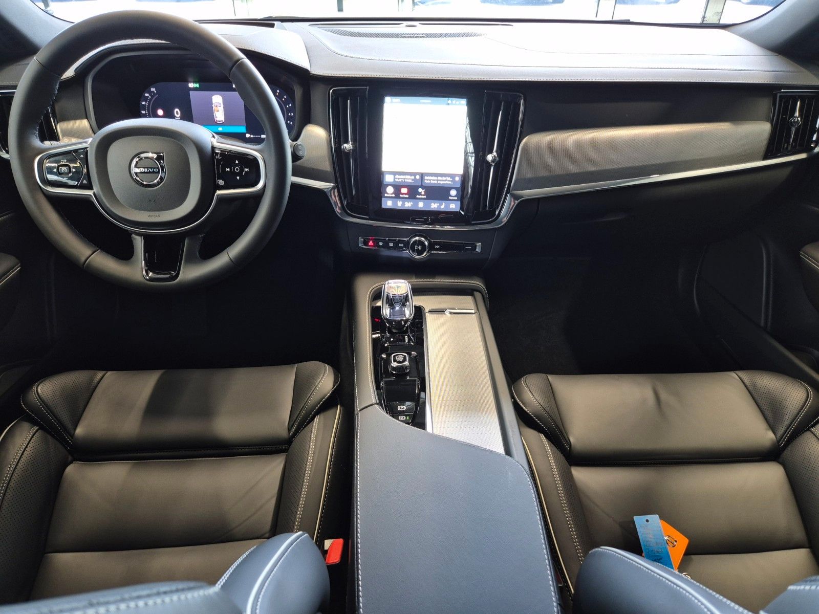 Volvo V90 2.0 d ULTIMATE BRIGHT LEDER PANO STANDHZ AHK foto 12