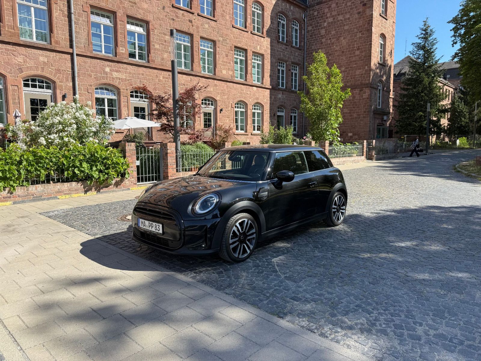MINI Cooper / Black / Apple Carplay / Kamera/ LED