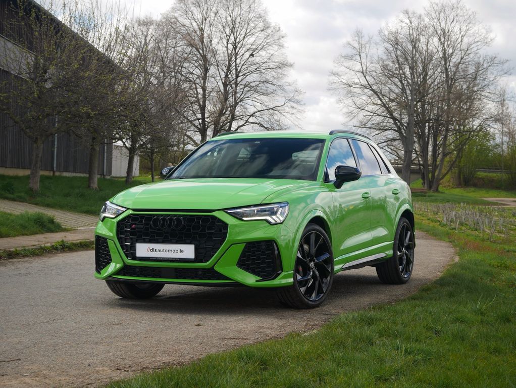 Image of Audi RSQ3