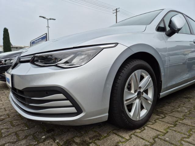 Volkswagen Golf *Life* 2.0 TDi *Panoramadach*LED*Navi*AHK*