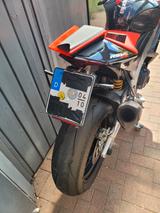 Aprilia RSV 4 Factory - APRILIA RSV4