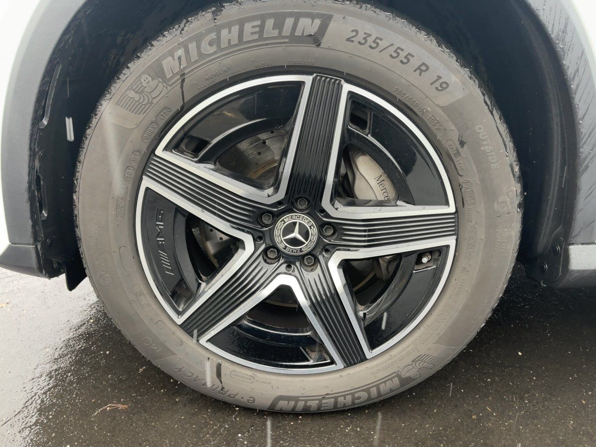 Fahrzeugabbildung Mercedes-Benz GLC 220 d 4M AMG/Night/Pano/Kamera/AHK