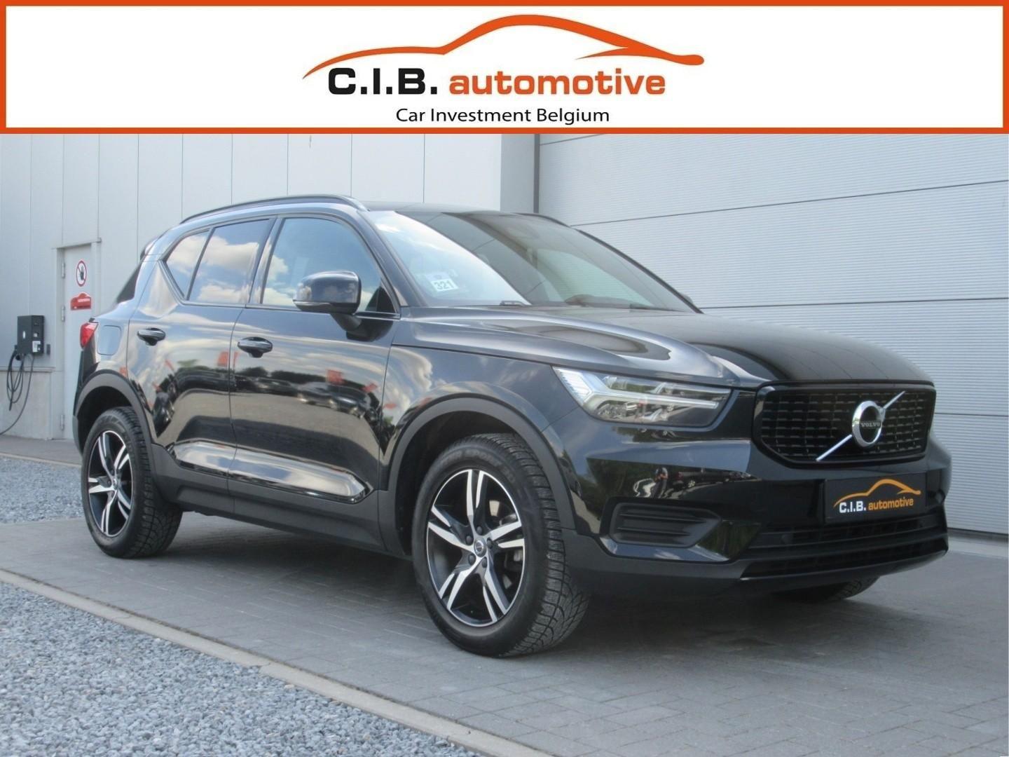 Volvo XC40 1.5 T3 Aut. R-Design / € 20.500 netto / Pan