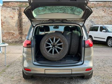 Opel Zafira - 10