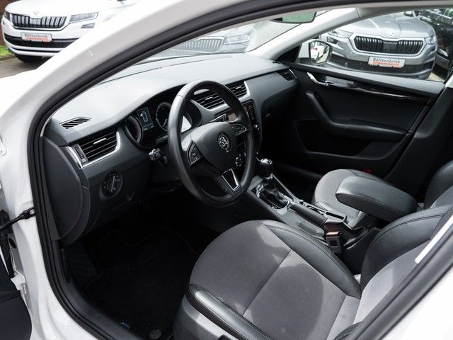 Octavia Combi 2.0 TDI Style AHK+RFK+CANTON