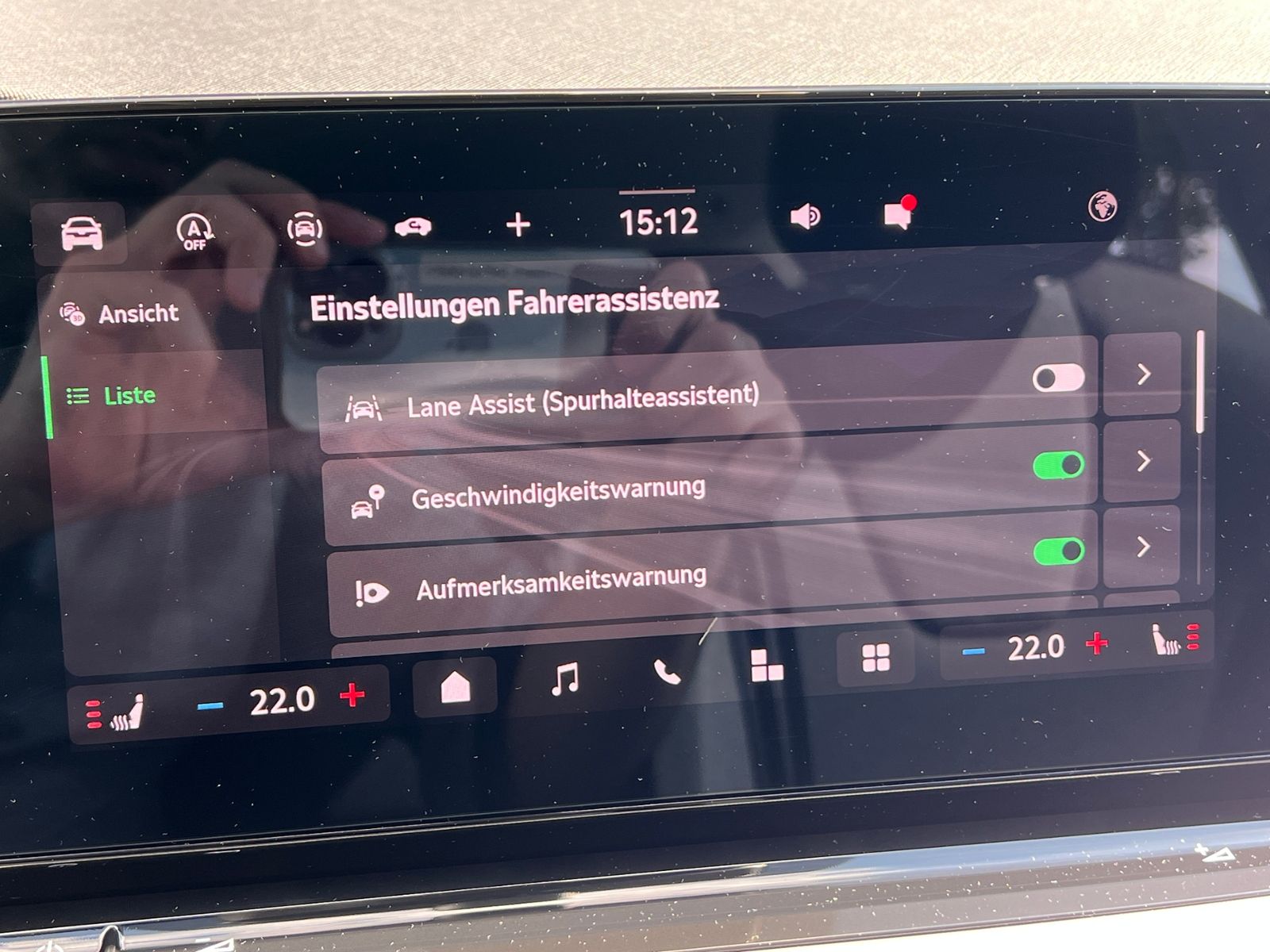 Fahrzeugabbildung SKODA Octavia Combi Essence 2.0 TDI *AHK, LED, SmartLi
