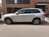 Volvo XC90 B5 D AWD Plus Bright Auto Plus Bright - gebrauchte Volvo XC90 aus dem Jahr 2024