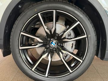 BMW X7 - 10