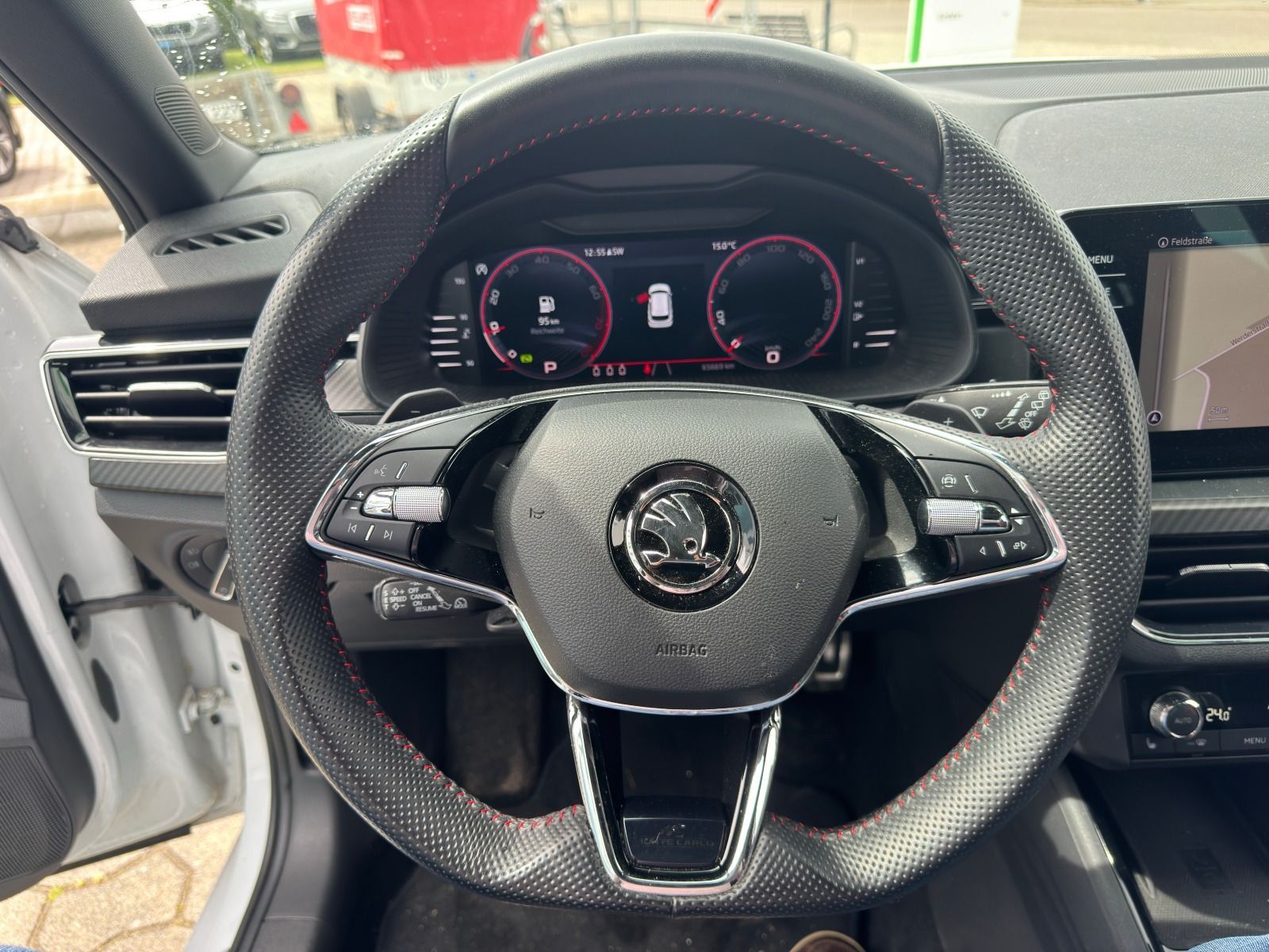 Fahrzeugabbildung SKODA Kamiq 1.5 TSI Monte Carlo*AHK*RFK*ACC*eHeck