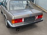 BMW 325 e A / Limousine/ Automatik /  Schiebedach / - BMW 325 mit Benzin-Antrieb: Limousine, Automatik