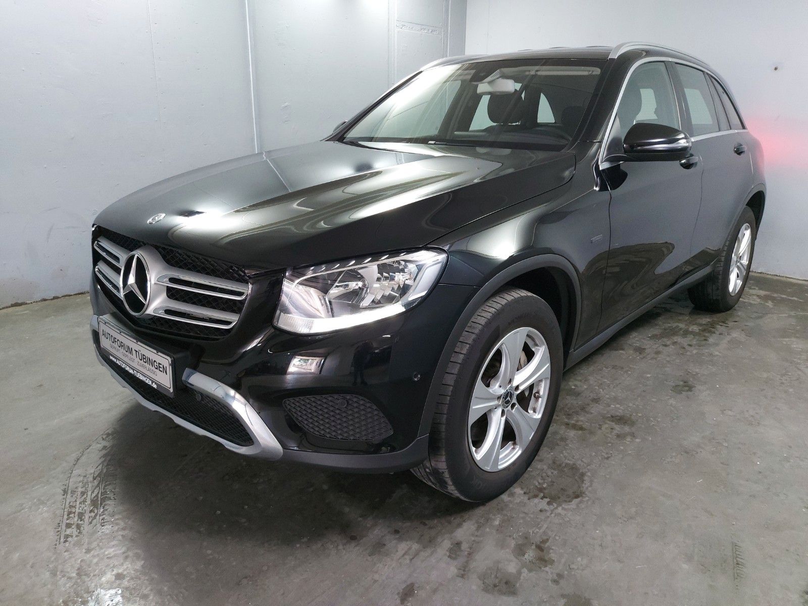 Fahrzeugabbildung Mercedes-Benz GLC 350 e 4MATIC Autom.*BURMESTER*KAMERA*NAVI*