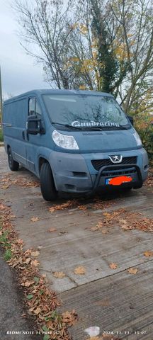 Peugeot boxer 2,5t Ahk