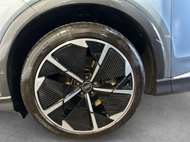 Q4 e-tron 50 QUATT S LINE EDITION ONE MATRIX+AHK