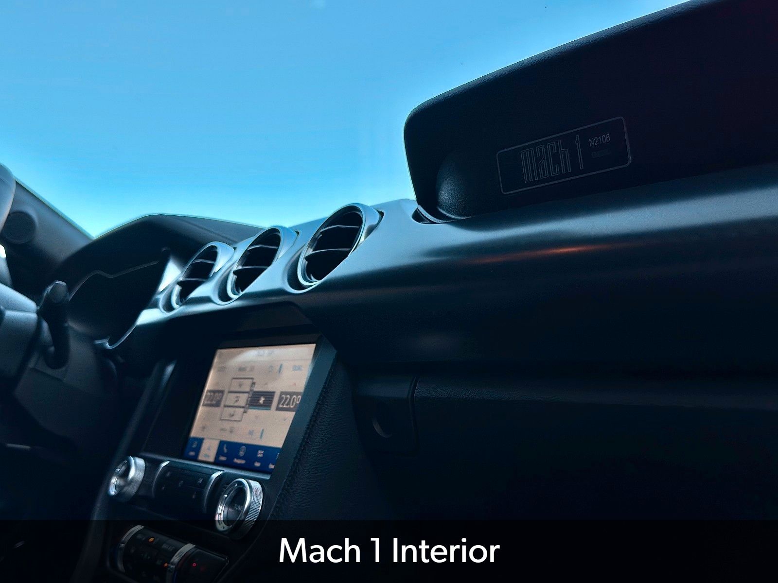 Fahrzeugabbildung Ford Mustang Mach 1 5.0L V8 Fastback Schalter Perfor.