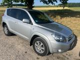 Toyota RAV4 Executive,4x4,Leder,Navi,Glasdach,Kamera - Toyota RAV 4 mit Diesel-Antrieb: Leder, Allradantrieb