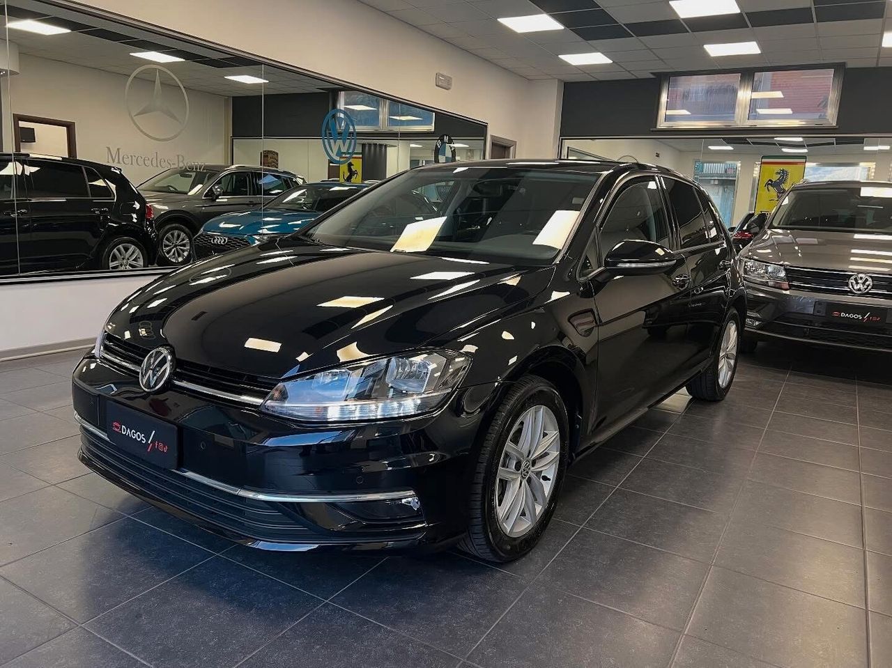 Volkswagen Golf 1.6 TDI 115CV DSG 5p. Business B imagem 3