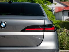 BMW 740 – 10 / 35