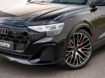 Audi Q8 - 8