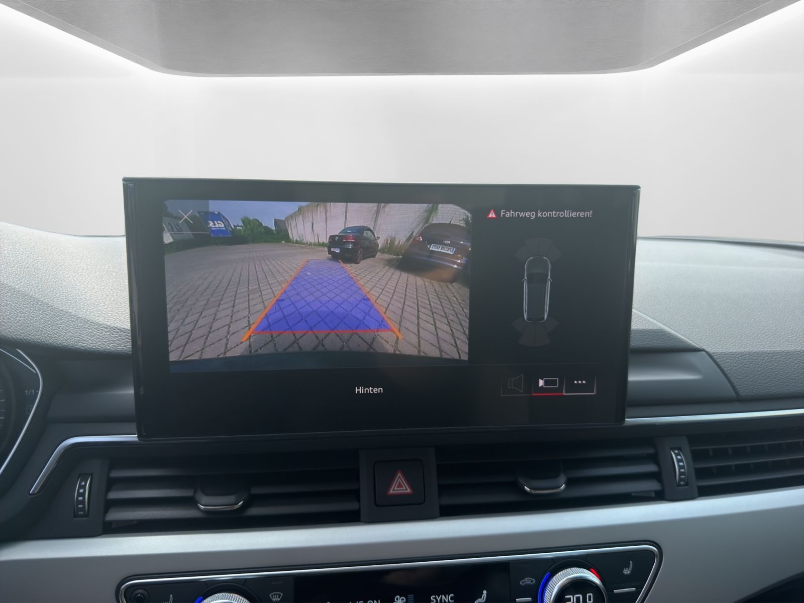 Audi A4 - Bild 16