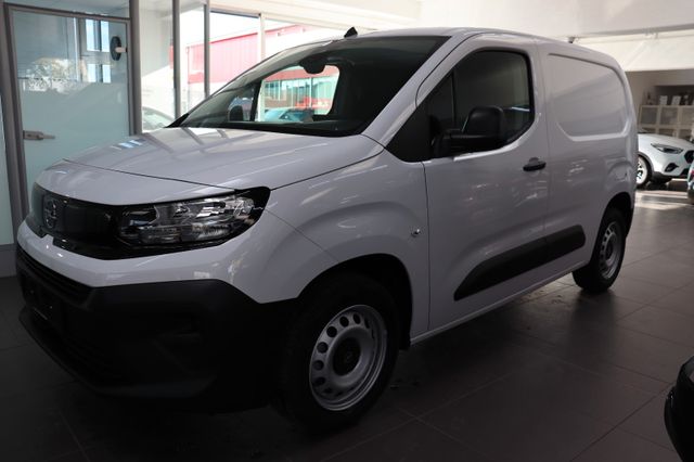 Opel Combo Cargo M Light 650kg 1.5 BlueHDI 131PS AT.