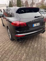 Porsche Cayenne Diesel Platinum Edition Platinum Edition - Porsche Cayenne in Oberhausen