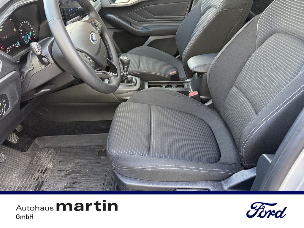 Fahrzeugabbildung Ford Focus 1.0 Titanium KLIMA PDC SHZ NAVI FACEL. LED