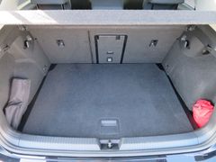 VW Golf VIII 2.0 TDI Move DSG LED Navi ACC Rfk 16'' VW Golf VIII 2.0 TDI Move DSG LED Navi ACC Rfk 16''