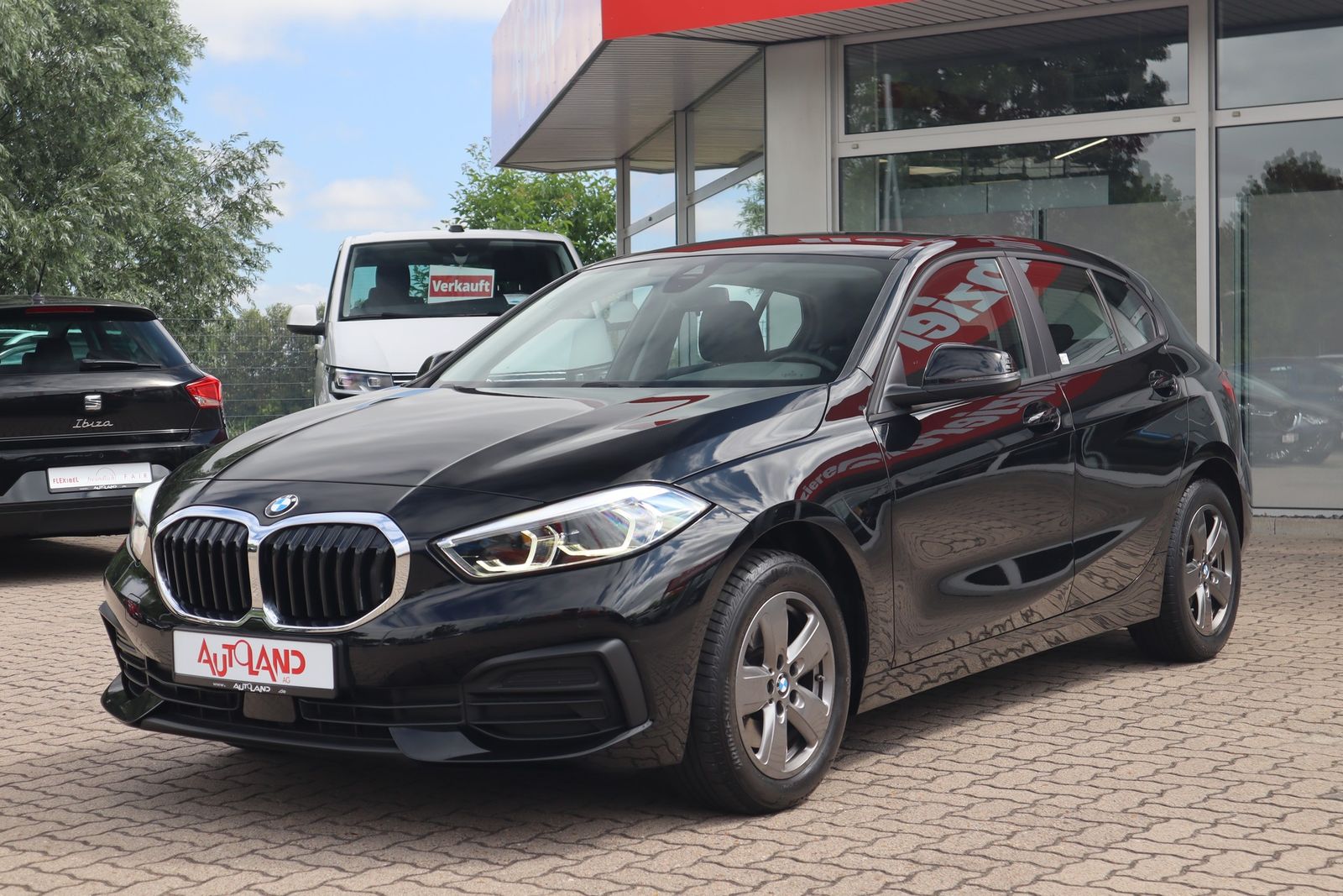 BMW 118i Advantage Aut. LED Navi Virtual Cockpit PDC imagem 2