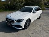 Mercedes-Benz E 200 4MATIC T Autom. -