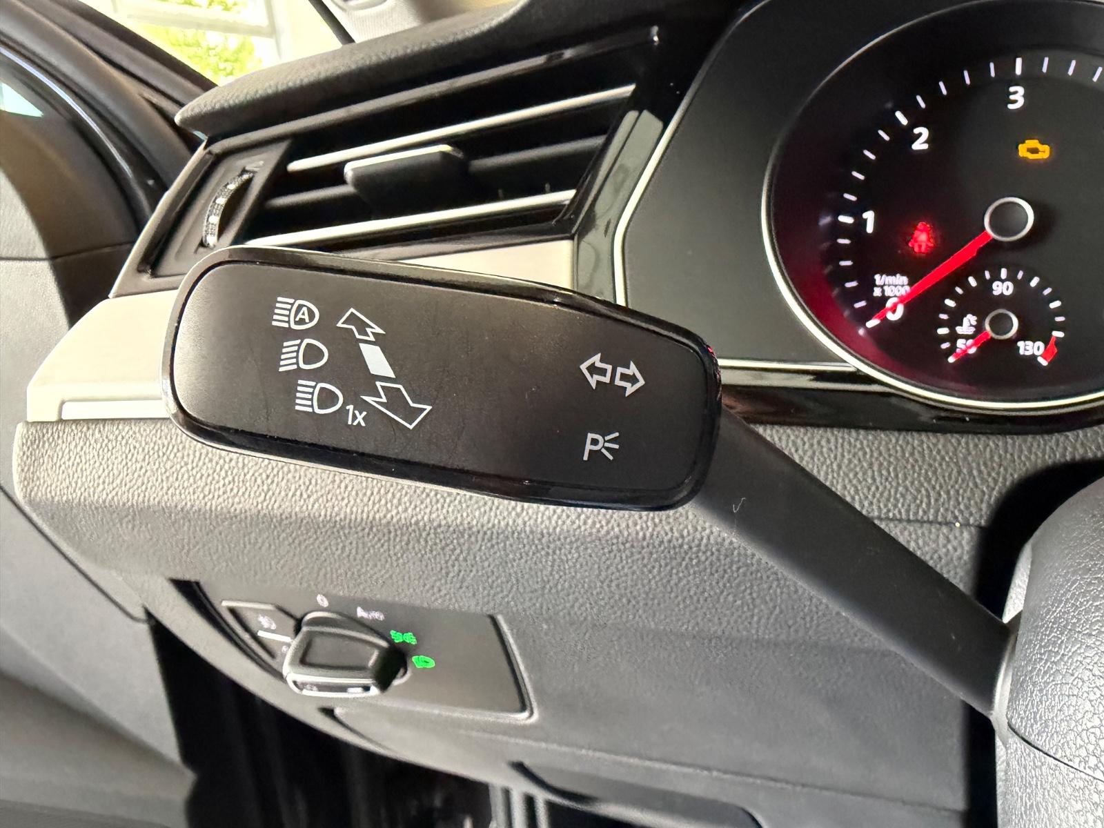 Volkswagen Passat Elegance+MATRIX+ACC+ANHÄNGERKUPP., миниатюра 15