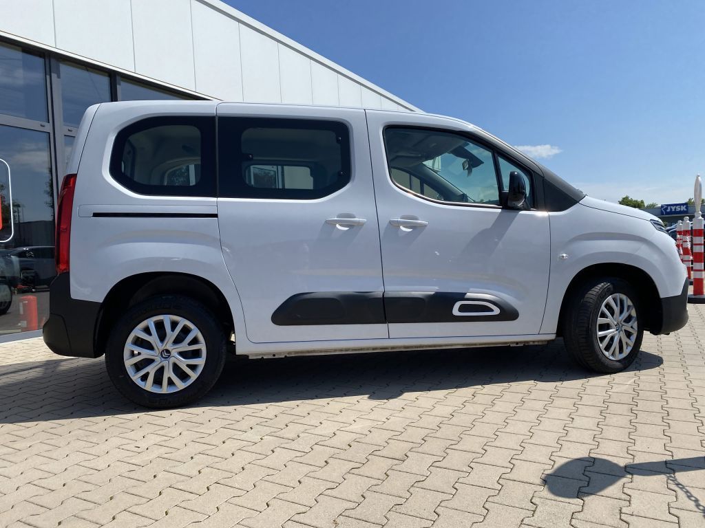 Fahrzeugabbildung Citroën Berlingo M PureTech 110 FEEL *Touch*Keyless*PDC*