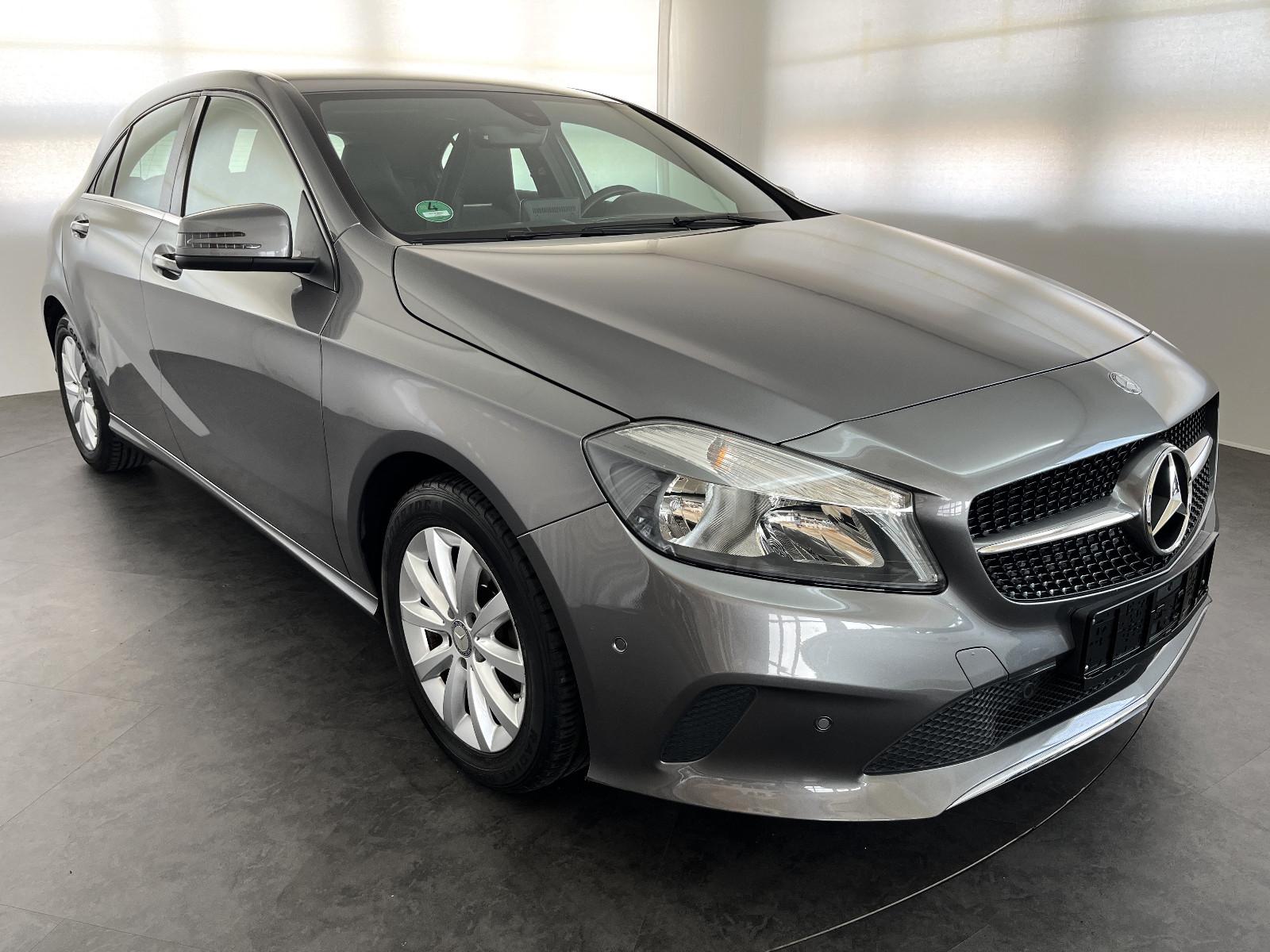 Mercedes-Benz A 180 Style BlueEFFICIENCY