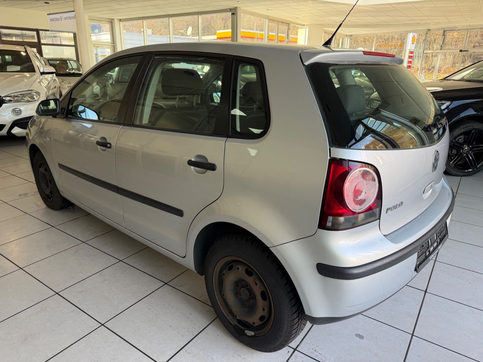 Fahrzeugabbildung Volkswagen Polo IV Trendline