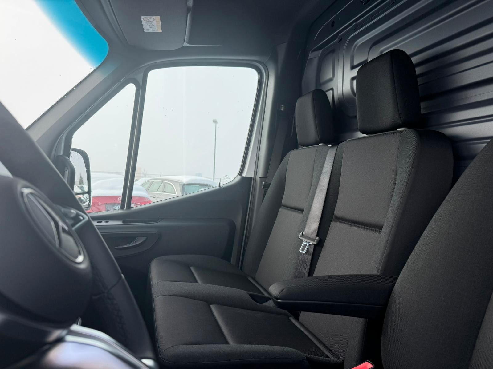 Fahrzeugabbildung Mercedes-Benz Sprinter 317 CDI 3665 9G AHK 3,5to Klima LED