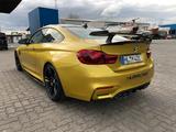 BMW M4 Coupé M-Performance Keramikbremse - BMW M4: M Performance