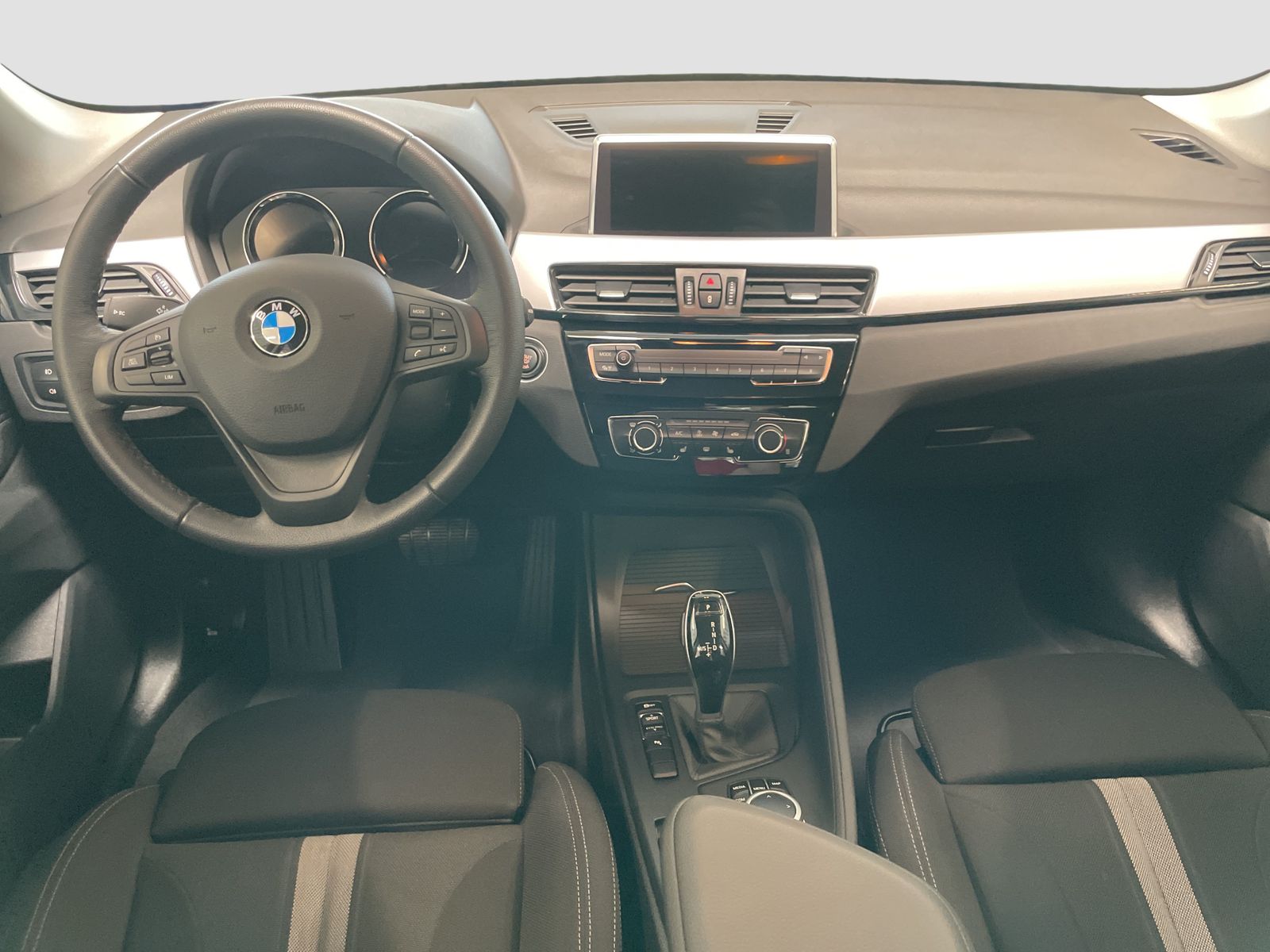 BMW X1 sDrive18d Navi Parkassist Sportsitze LED foto 9