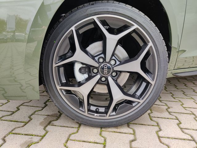A1 Sportback S line Plus 30 TFSI S tronic