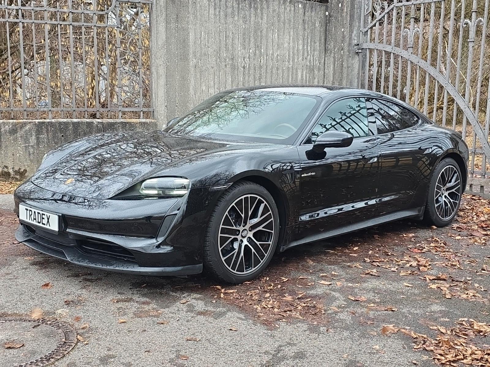 Porsche Taycan - Performance Batterie / Luftfederung