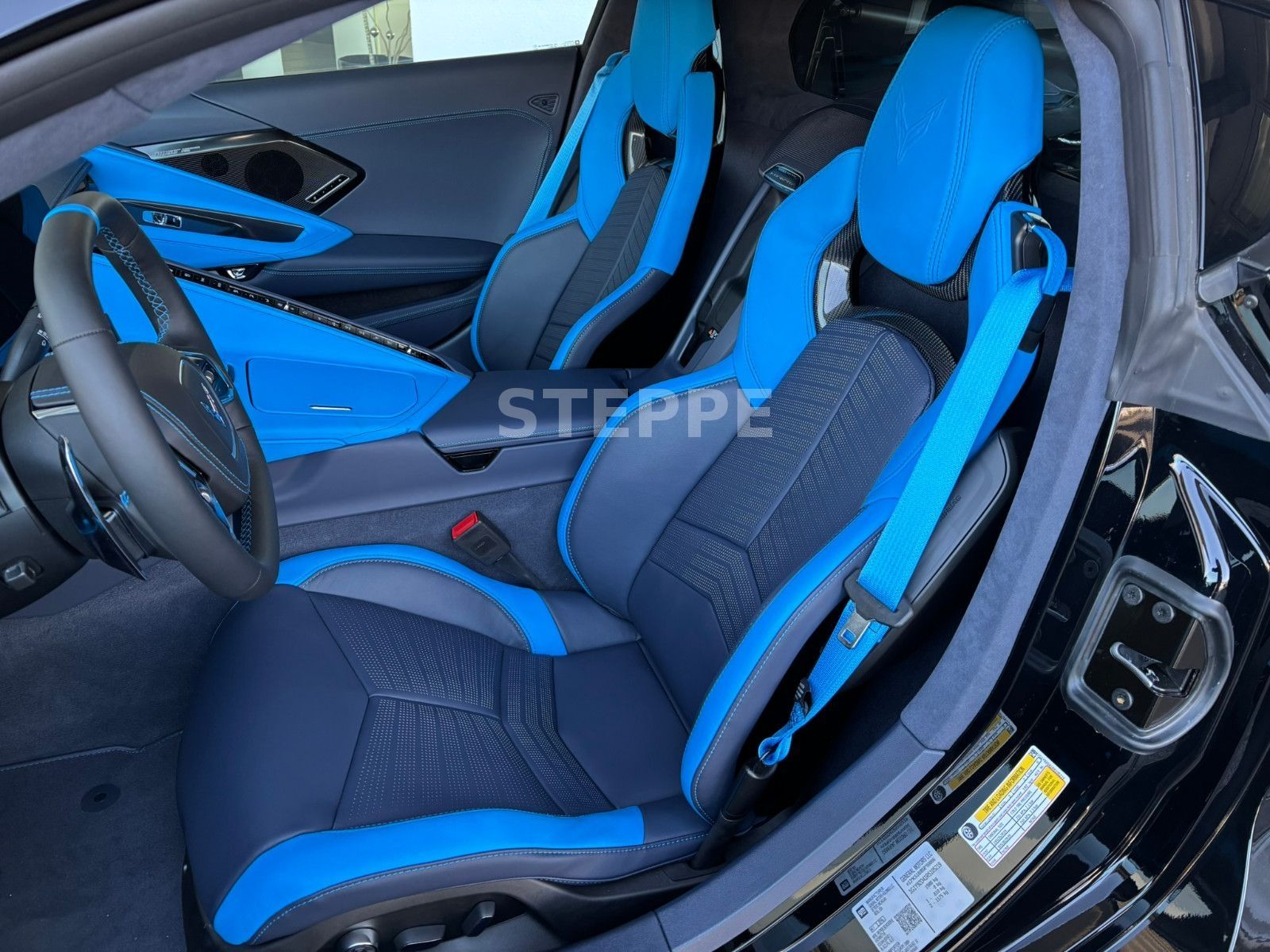 Corvette C8 Stingray Coupe 6,2 V8 3LT Europamodell STEPPE