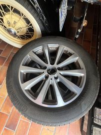 Mercedes E 200 - 12
